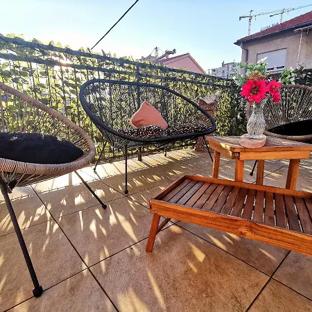 Colors דירה ספליט